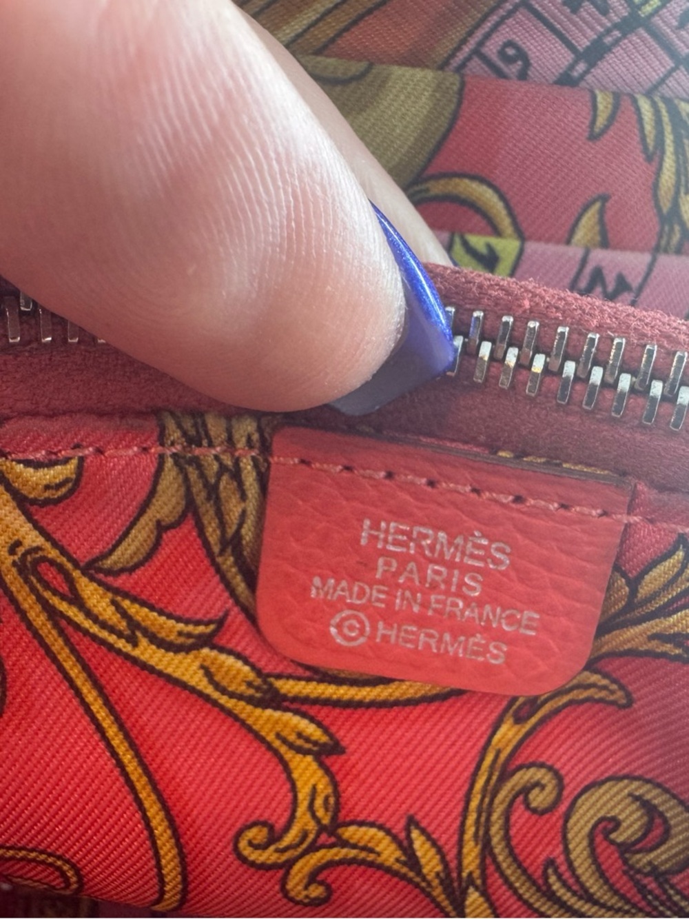 Hermès Silk’In Compact Wallet 2014 Red Silk Scarf Interior W Box Bag Authentic - Picture 2 of 13